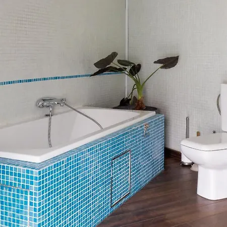 Сasa de vacaciones Architectural House Near Center - 20min Walk