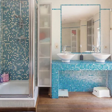 Сasa de vacaciones Architectural House Near Center - 20min Walk Gante
