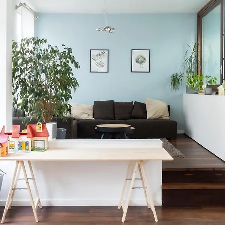 Architectural House Near Center - 20min Walk